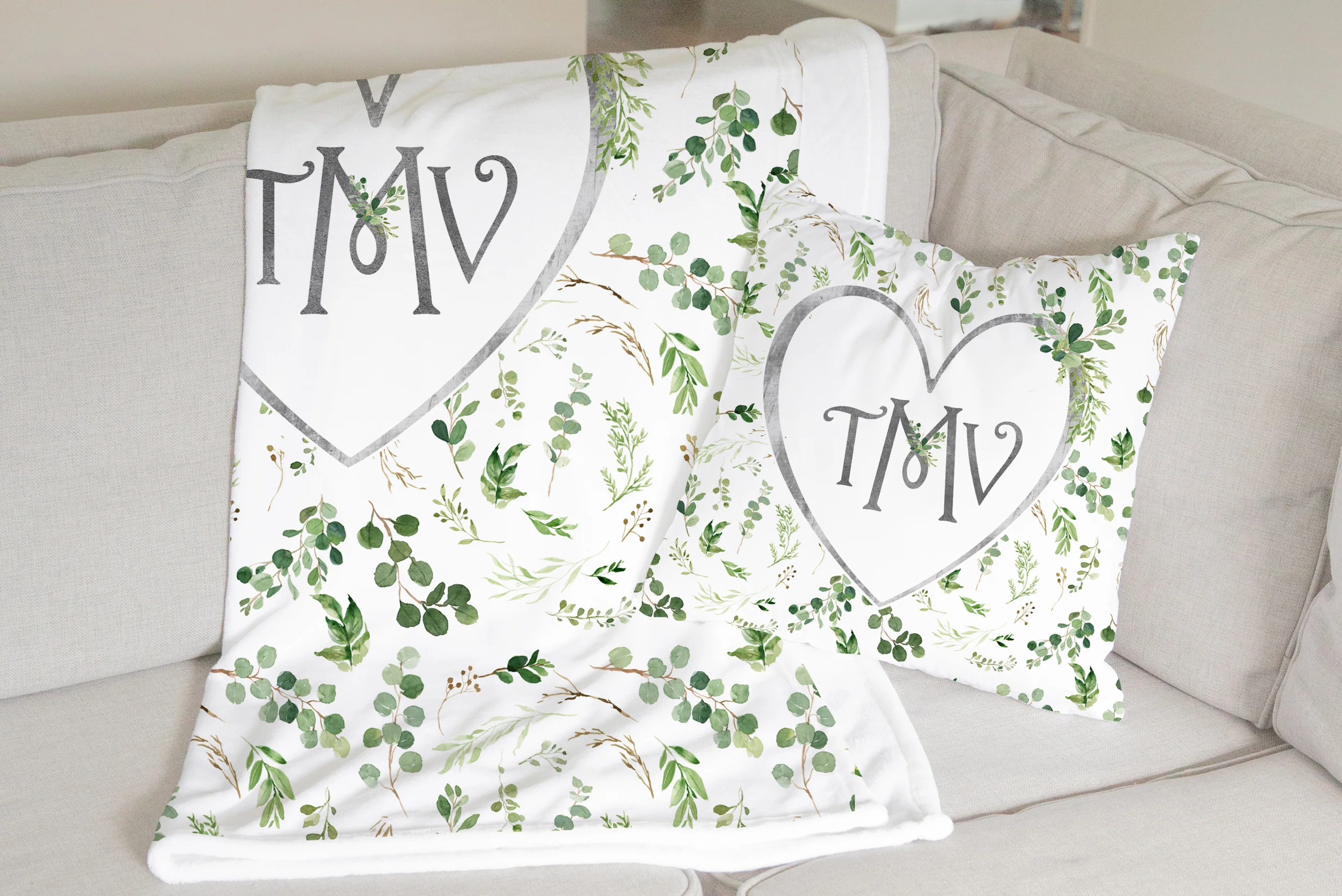 Greenery Monogrammed Blanket - Image 4